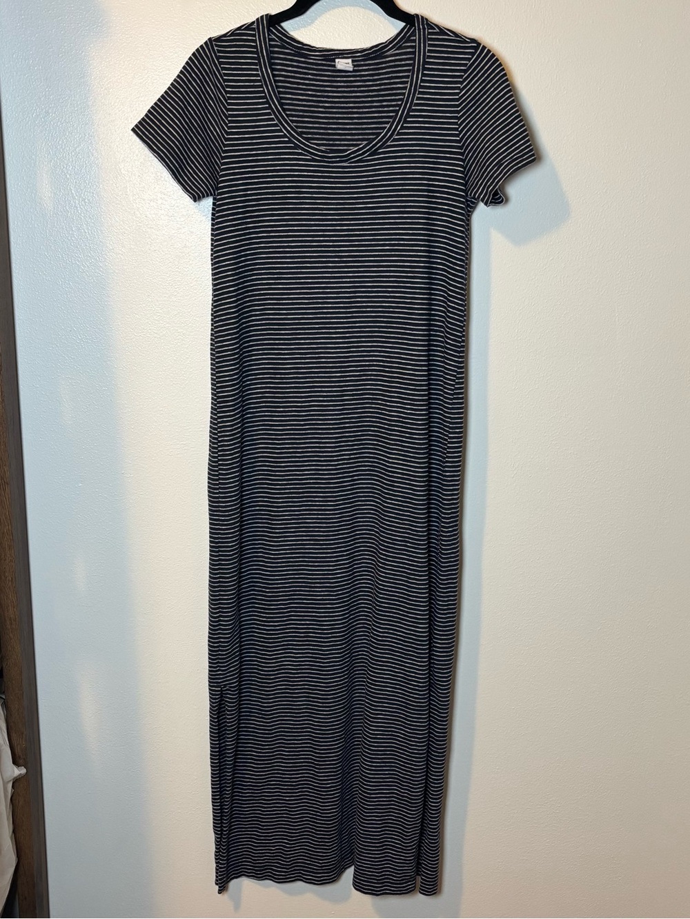 Old Navy Blue & White Striped Short-Sleeve Linen Blend Maxi Dress